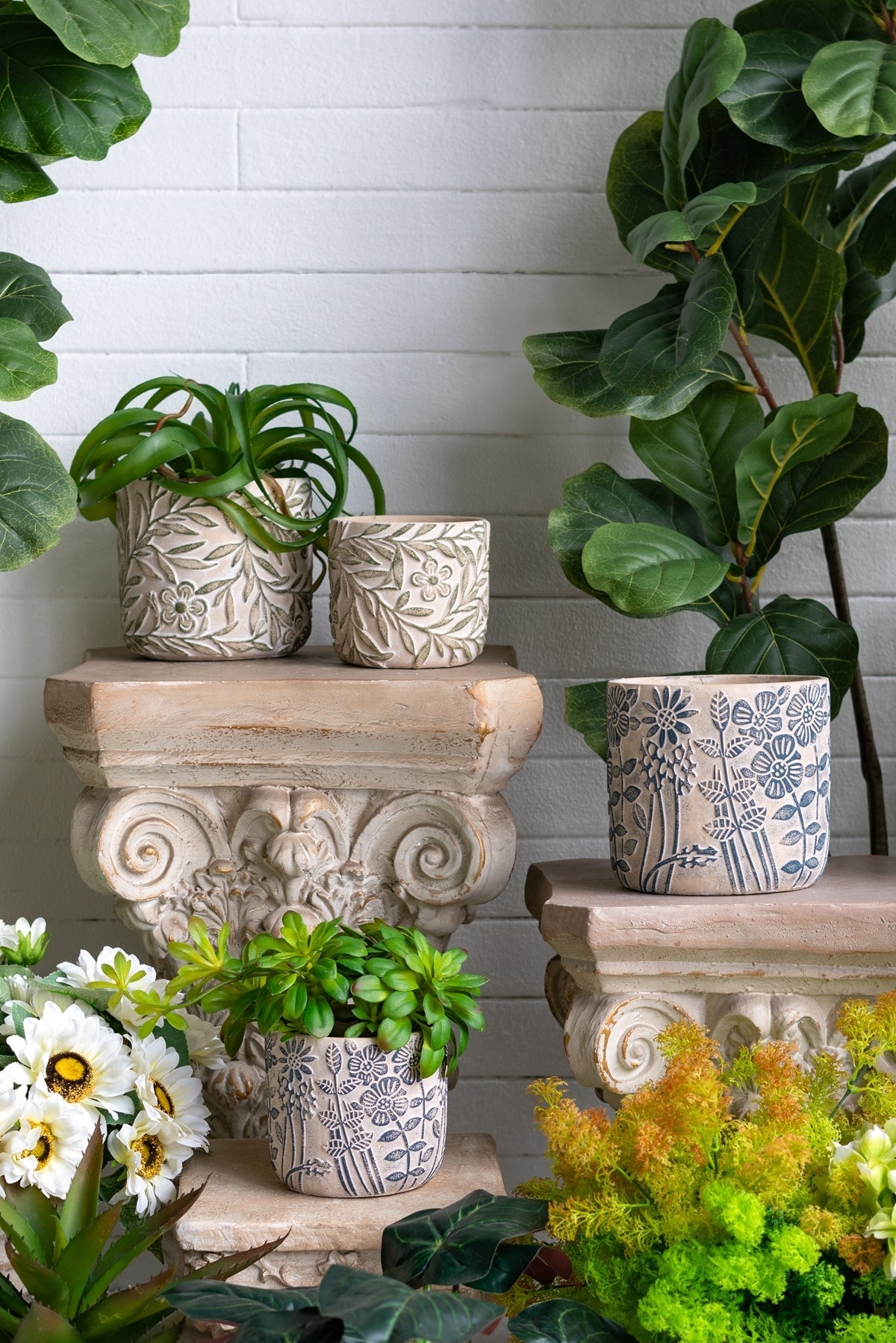 Set of 2 Cement Planters with Floral Motif – 2 Designs