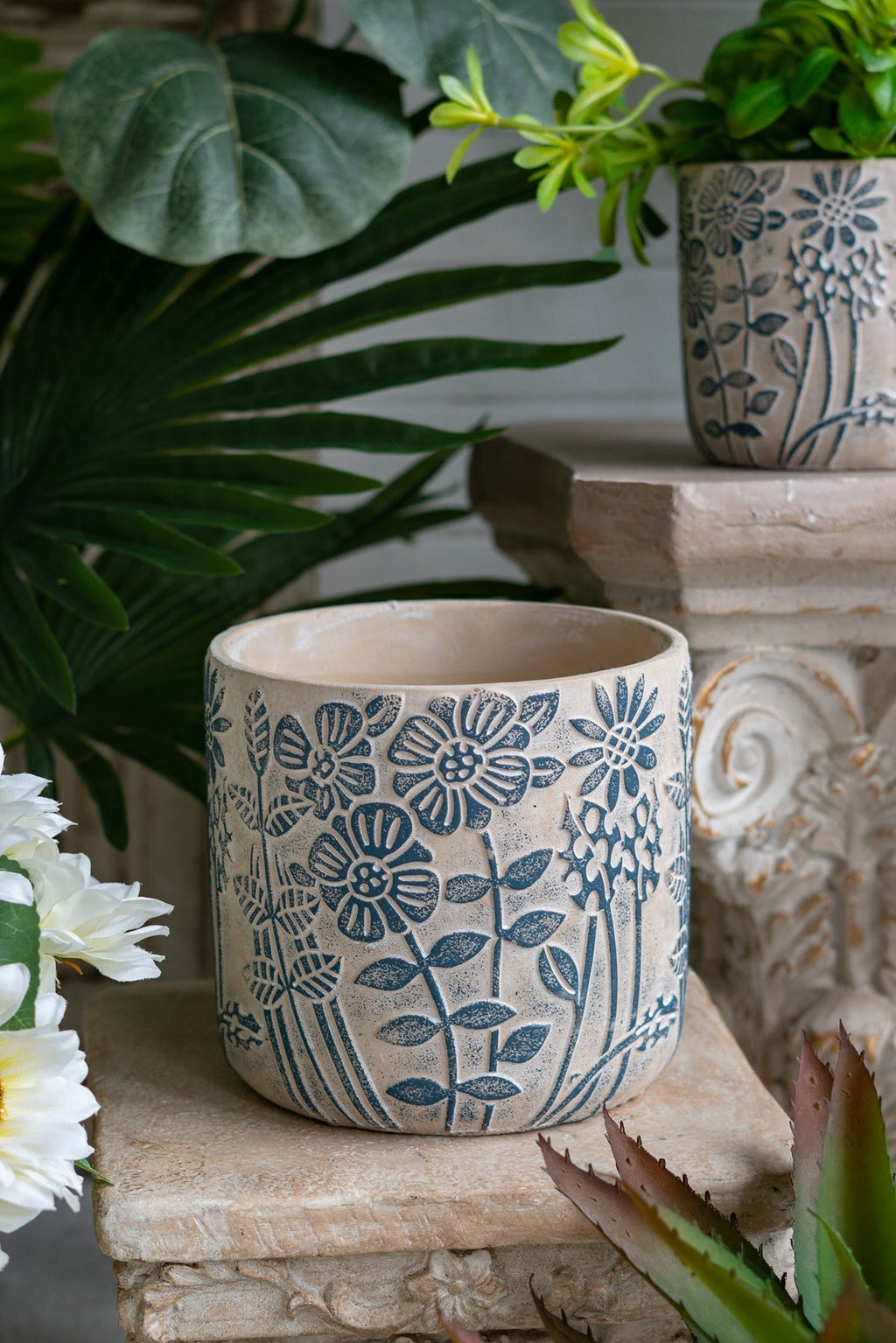 Set of 2 Cement Planters with Floral Motif – 2 Designs