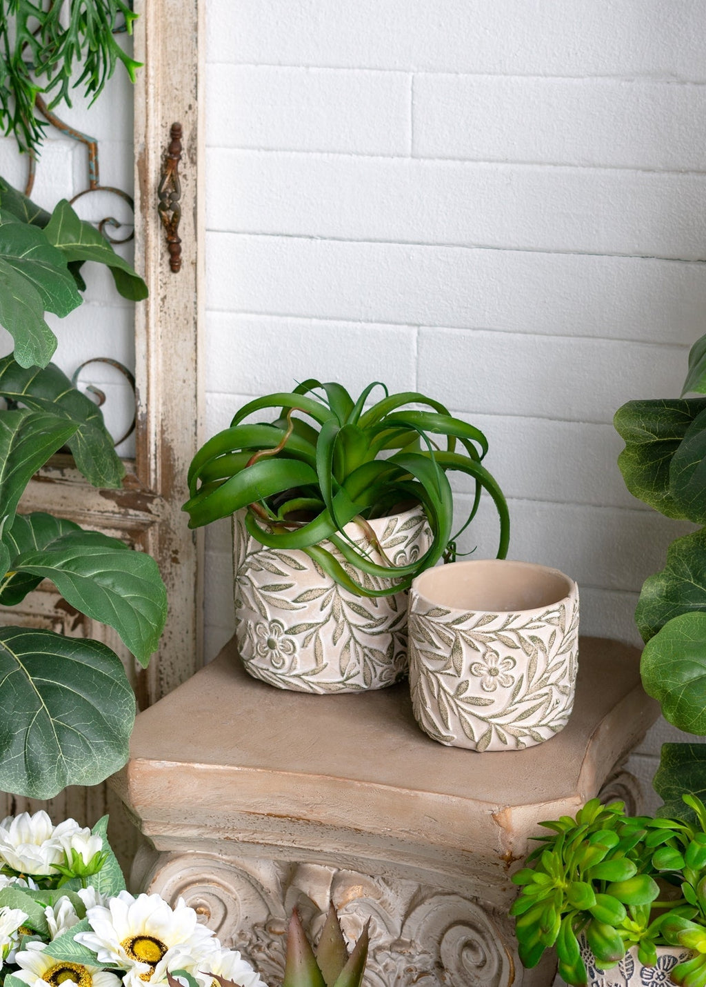 Set of 2 Cement Planters with Floral Motif – 2 Designs